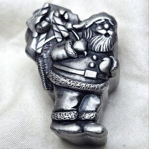 Ms. Dee pewter Santa trinket box with earrings 1.5" x 1"